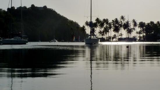 La nuit tombe sur la baie
