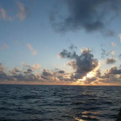 Jeu des nuages et du soleil