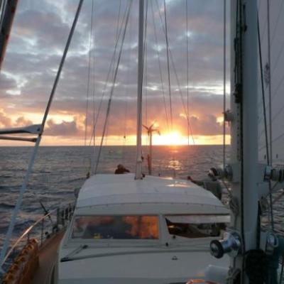 Coucher soleil derrière Caramel